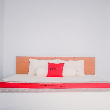 Reddoorz Near Sirkuit Sentul Hotel Bogor Luaran gambar