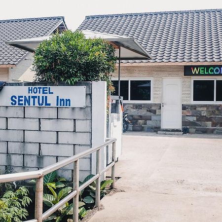 Reddoorz Near Sirkuit Sentul Hotel Bogor Luaran gambar