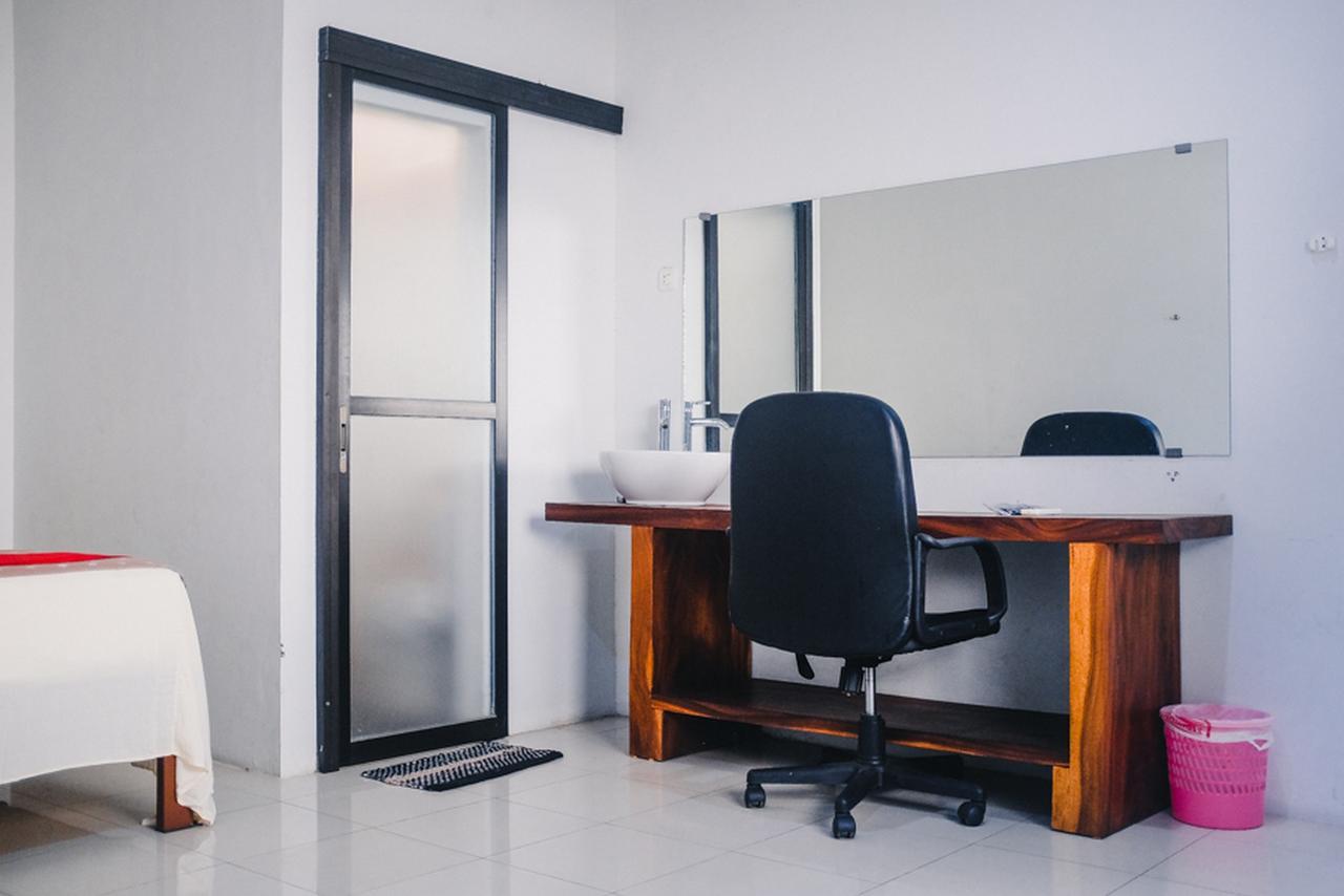 Reddoorz Near Sirkuit Sentul Hotel Bogor Luaran gambar